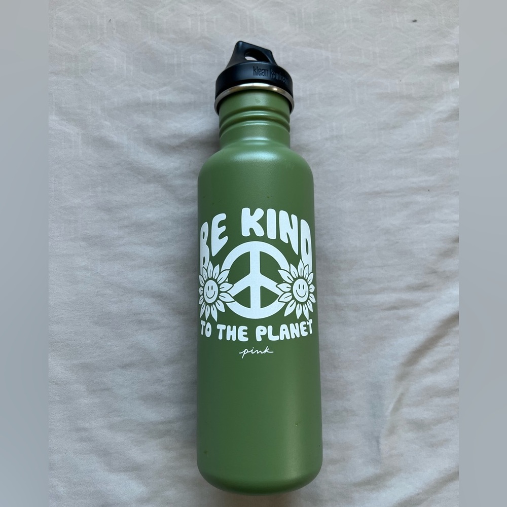 Victoria Secret Pink Water Bottle